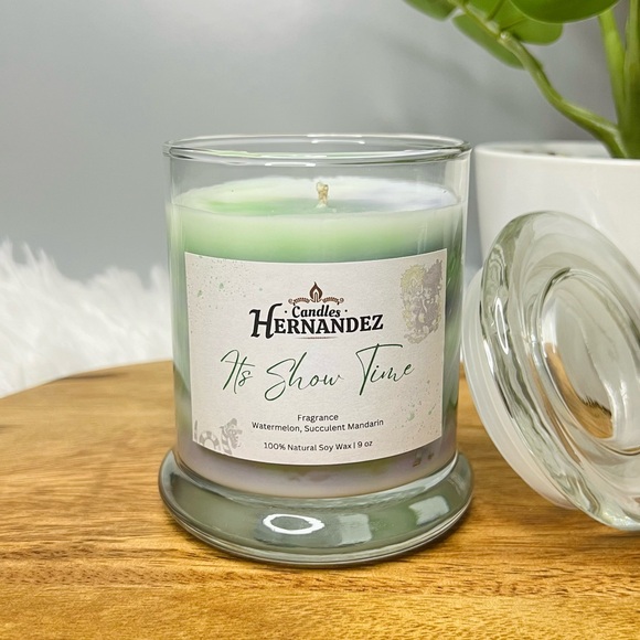 It’s Show Time Candle - Picture 1 of 3